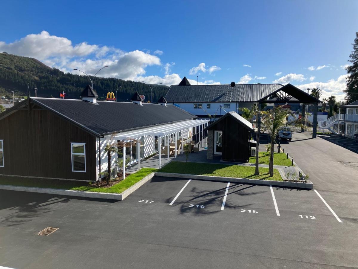 Newina Rotorua Hotel Exterior foto