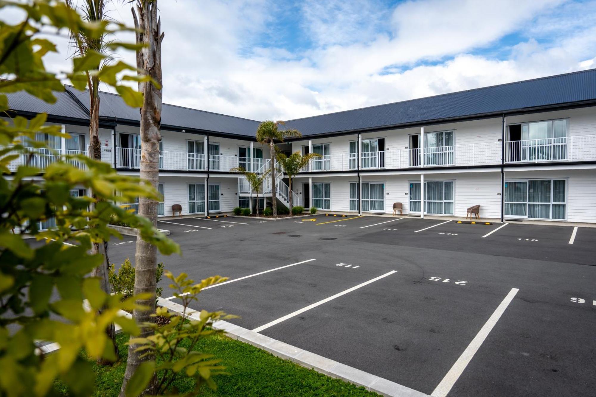 Newina Rotorua Hotel Exterior foto